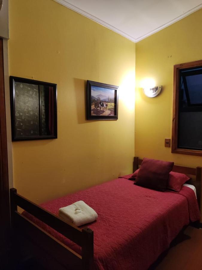 Hostal Rayen Centro Temuco Bagian luar foto
